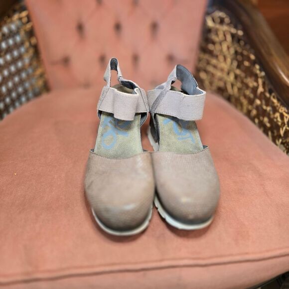 OTBT Brown Wedges - Picture 3 of 5